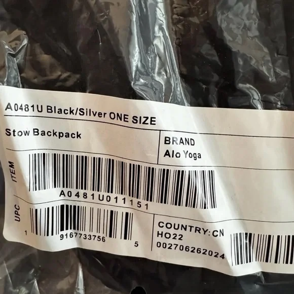 ALO Yoga Classic Black Backpack with Detachable Pouch - Picture 4 of 5